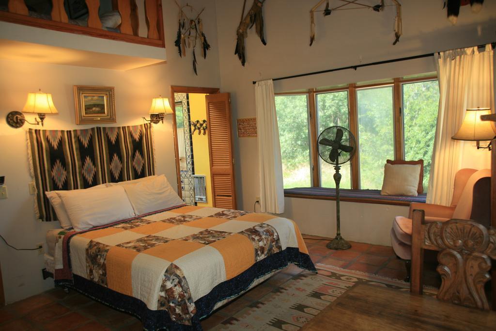 Spirit Tree Inn B&B Patagonia Esterno foto